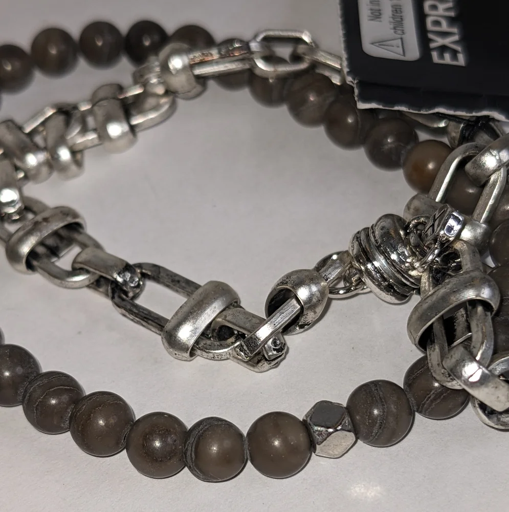 NWT Express Unisex Dual‎ Bracelet Set – Link & Beaded Stretch